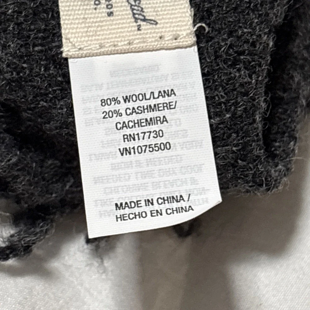 Wrap/Scarf 20%cashmere 80%wool Universal Threads OSFM  black/gray New